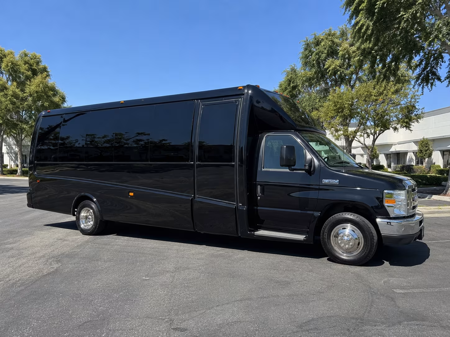 Los Angeles Birthday, Sweet 16, & Quinceañera Transportation party bus exterior