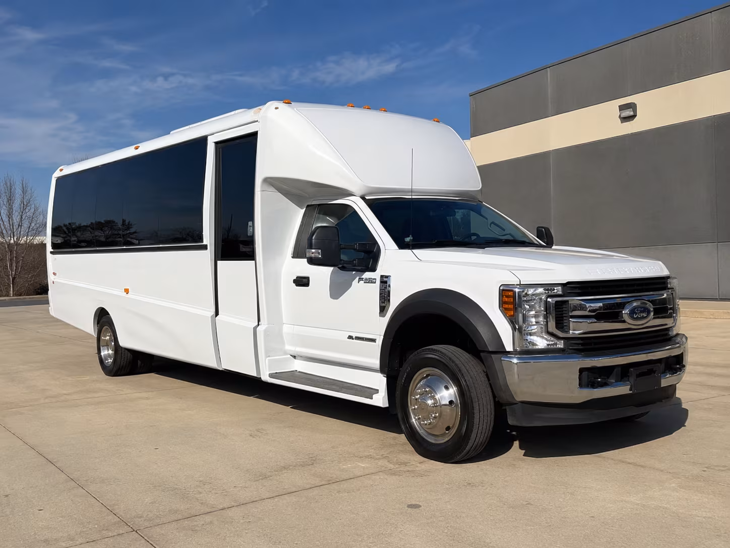 Los Angeles Corporate Transportation party bus exterior