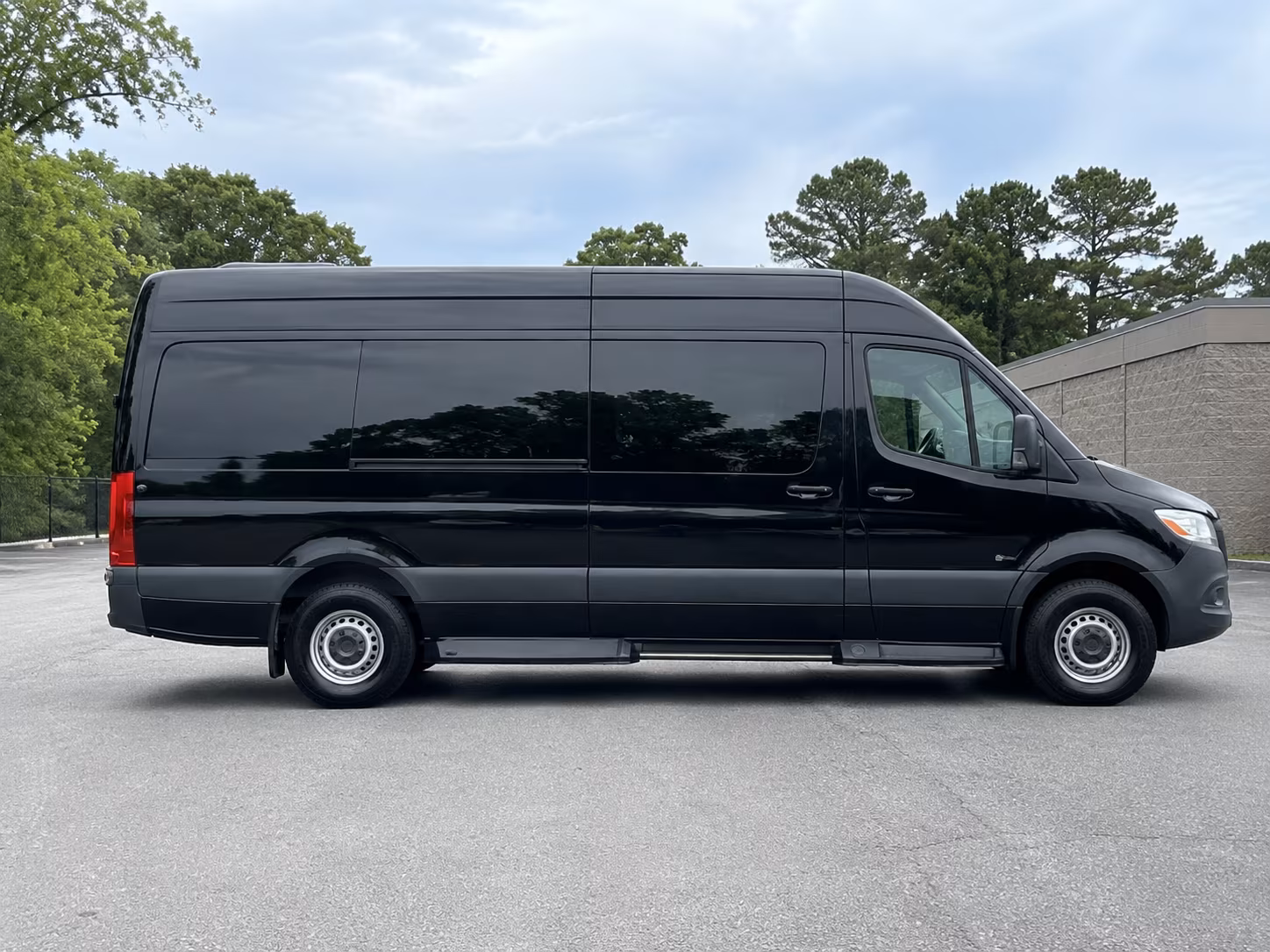 Los Angeles Corporate Transportation onboard seating