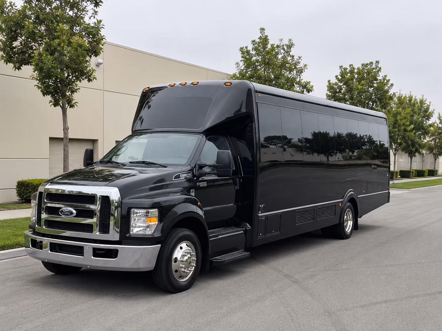 Los Angeles Winery Tour & Pub Crawl Transportation party bus exterior