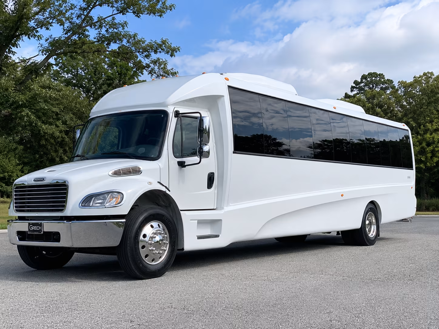 Los Angeles Winery Tour & Pub Crawl Transportation party bus exterior